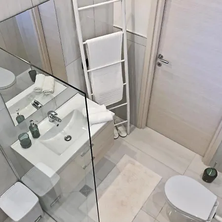 Zara - Mare Holiday home *